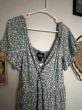 Angie Sage Green Floral Button-Front Dress